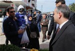 Gençlik ve Spor Bakanı Akif Çağatay Kılıç, Samsun esnafını ziyaret etti.