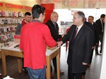 Gençlik ve Spor Bakanı Akif Çağatay Kılıç, Samsun esnafını ziyaret etti.