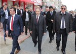 Gençlik ve Spor Bakanı Akif Çağatay Kılıç, Samsun esnafını ziyaret etti.