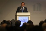 Başbakan Ahmet Davutoğlu ile Gençlik ve Spor Bakanı Akif Çağatay Kılıç, İstanbul Kongre Merkezi'nde düzenlenen Çanakkale 100. Yıl Barış Zirvesi'ne katıldı.