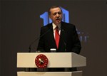 Cumhurbaşkanı Recep Tayyip Erdoğan ile Gençlik ve Spor Bakanı Akif Çağatay Kılıç, İstanbul Kongre Merkezi'nde düzenlenen Çanakkale 100. Yıl Barış Zirvesi'ne katıldı.