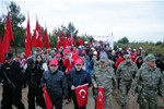 Gençlik ve Spor Bakanı Akif Çağatay Kılıç, Çanakkale Kara Savaşlarının 100. Yıl Anma Törenleri 57. Alay Vefa Yürüyüşü'ne katıldı.