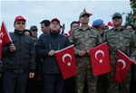 Gençlik ve Spor Bakanı Akif Çağatay Kılıç, Çanakkale Kara Savaşlarının 100. Yıl Anma Törenleri 57. Alay Vefa Yürüyüşü'ne katıldı.