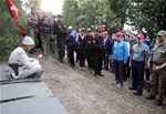 Gençlik ve Spor Bakanı Akif Çağatay Kılıç, Çanakkale Kara Savaşlarının 100. Yıl Anma Törenleri 57. Alay Vefa Yürüyüşü'ne katıldı.