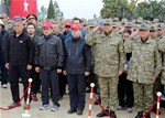 Gençlik ve Spor Bakanı Akif Çağatay Kılıç, Çanakkale Kara Savaşlarının 100. Yıl Anma Törenleri 57. Alay Vefa Yürüyüşü'ne katıldı.