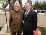 Gençlik ve Spor Bakanı Akif Çağatay Kılıç, Çanakkale Kara Savaşlarının 100. Yıl Anma Törenleri 57. Alay Şehitliği Töreni'ne katıldı.