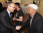 Gençlik ve Spor Bakanı Akif Çağatay Kılıç, Samsun Salıpazarı İlçesi esnafını ziyaret etti.