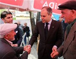 Gençlik ve Spor Bakanı Akif Çağatay Kılıç, Samsun Salıpazarı İlçesi esnafını ziyaret etti.