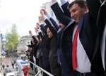 Gençlik ve Spor Bakanı Akif Çağatay Kılıç, Samsun Çarşamba Seçim Koordinasyon Merkezi (SKM) Bürosu Açılışı’na katıldı.