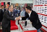 Gençlik ve Spor Bakanı Akif Çağatay Kılıç, Samsun Çarşamba İlçesi esnafını ziyaret etti.