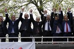 Gençlik ve Spor Bakanı Akif Çağatay Kılıç, Samsun Kavak Seçim Koordinasyon Merkezi (SKM) Bürosu Açılışı’na katıldı.