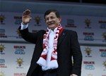 Başbakan Ahmet Davutoğlu ile Gençlik ve Spor Bakanı Akif Çağatay Kılıç, Ak Parti Samsun Mitingine katıldı.
