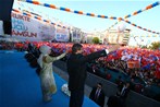 Başbakan Ahmet Davutoğlu ile Gençlik ve Spor Bakanı Akif Çağatay Kılıç, Ak Parti Samsun Mitingine katıldı.