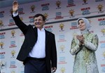 Başbakan Ahmet Davutoğlu ile Gençlik ve Spor Bakanı Akif Çağatay Kılıç, Ak Parti Samsun Mitingine katıldı.
