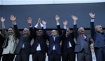 Başbakan Ahmet Davutoğlu ile Gençlik ve Spor Bakanı Akif Çağatay Kılıç, Ak Parti Samsun Mitingine katıldı.