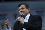 Başbakan Ahmet Davutoğlu ile Gençlik ve Spor Bakanı Akif Çağatay Kılıç, Ak Parti Samsun Mitingine katıldı.