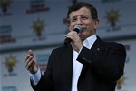 Başbakan Ahmet Davutoğlu ile Gençlik ve Spor Bakanı Akif Çağatay Kılıç, Ak Parti Samsun Mitingine katıldı.