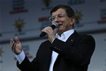 Başbakan Ahmet Davutoğlu ile Gençlik ve Spor Bakanı Akif Çağatay Kılıç, Ak Parti Samsun Mitingine katıldı.