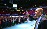 Cumhurbaşkanı Recep Tayyip Erdoğan ile Gençlik ve Spor Bakanı Akif Çağatay Kılıç, Sinan Erdem Spor Salonu'nda düzenlenen Rizeliler Buluşuyor etkinliğine katıldı.