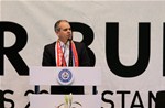 Cumhurbaşkanı Recep Tayyip Erdoğan ile Gençlik ve Spor Bakanı Akif Çağatay Kılıç, Sinan Erdem Spor Salonu'nda düzenlenen Rizeliler Buluşuyor etkinliğine katıldı.