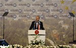Cumhurbaşkanı Recep Tayyip Erdoğan ile Gençlik ve Spor Bakanı Akif Çağatay Kılıç, Sinan Erdem Spor Salonu'nda düzenlenen Rizeliler Buluşuyor etkinliğine katıldı.