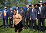 Gençlik ve Spor Bakanı Akif Çağatay Kılıç, Samsun Alaçam Hıdırellez Şenlikleri'ne katıldı.