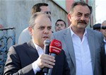 Gençlik ve Spor Bakanı Akif Çağatay Kılıç, Samsun Ladik İlçesi Salur Mahallesi'ni ziyaret etti.