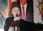 Gençlik ve Spor Bakanı Akif Çağatay Kılıç, Konya Beyşehir'de Belediye Başkanı, İl Başkanı, Kadın Kolları, Gençlik Kolları, İlçe Teşkilatlarının katılımı ile düzenlenen kahvaltı programına katıldı.