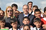 Gençlik ve Spor Bakanı Akif Çağatay Kılıç, Konya'nın Çumra ilçesindeki stadyumda incelemelerde bulundu.Kılıç, burada Çumra Çatalhöyük Spor Kulübü sporcuları ile sohbet etti.