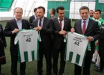 Gençlik ve Spor Bakanı Akif Çağatay Kılıç, Konya Çumra'da Adakale- Karkın Maçı başlangıç vuruşu ve kurumlar arası halı saha turnuvası kura çekimine katıldı.