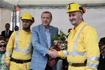 Cumhurbaşkanı Recep Tayyip Erdoğan ile Gençlik ve Spor Bakanı Akif Çağatay Kılıç, Rize'de düzenlenen toplu açılış törenine katıldı.