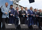 Cumhurbaşkanı Recep Tayyip Erdoğan ile Gençlik ve Spor Bakanı Akif Çağatay Kılıç, Rize'de düzenlenen toplu açılış törenine katıldı.
