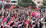 Başbakan Ahmet Davutoğlu ile Gençlik ve Spor Bakanı Akif Çağatay Kılıç, Ak Parti Burdur Mitingine katıldı.