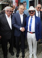 Gençlik ve Spor Bakanı Akif Çağatay Kılıç, Samsun'un Asarcık İlçesi Ak Parti Seçim Koordinasyon Merkezi'ni ziyaret etti.