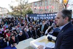Gençlik ve Spor Bakanı Akif Çağatay Kılıç, Mevlana Mahallesi Seçim Koordinasyon Merkezi açılış törenine katıldı.
