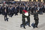 Gençlik ve Spor Bakanı Akif Çağatay Kılıç, 19 Mayıs Atatürk’ü Anma, Gençlik ve Spor Bayramı ile Gençlik Haftası başlangıcı çerçevesinde Anıtkabir ziyareti gerçekleştirdi.