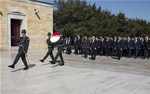 Gençlik ve Spor Bakanı Akif Çağatay Kılıç, 19 Mayıs Atatürk’ü Anma, Gençlik ve Spor Bayramı ile Gençlik Haftası başlangıcı çerçevesinde Anıtkabir ziyareti gerçekleştirdi.