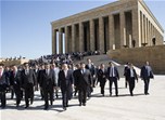 Gençlik ve Spor Bakanı Akif Çağatay Kılıç, 19 Mayıs Atatürk’ü Anma, Gençlik ve Spor Bayramı ile Gençlik Haftası başlangıcı çerçevesinde Anıtkabir ziyareti gerçekleştirdi.