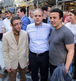 Gençlik ve Spor Bakanı Akif Çağatay Kılıç, Samsun'un Çiftlik Caddesi'nde hemşehrileri ile bir araya geldi.