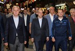 Gençlik ve Spor Bakanı Akif Çağatay Kılıç, Samsun'da düzenlenen Gençlik Festivali ve Fener Alayı Yürüyüşüne katıldı.