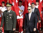 Gençlik ve Spor Bakanı Akif Çağatay Kılıç, 19 Mayıs Atatürk’ü Anma Gençlik ve Spor Bayramı dolasıyla Anıtkabir'de gerçekleştirilen resmi törene katıldı.