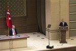 Cumhurbaşkanı Recep Tayyip Erdoğan, Gençlik ve Spor Bakanı Akif Çağatay Kılıç ile beraberindeki gençleri Cumhurbaşkanlığı Sarayı'nda kabul etti.