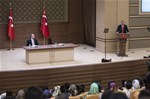 Cumhurbaşkanı Recep Tayyip Erdoğan, Gençlik ve Spor Bakanı Akif Çağatay Kılıç ile beraberindeki gençleri Cumhurbaşkanlığı Sarayı'nda kabul etti.