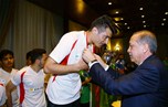 Cumhurbaşkanı Recep Tayyip Erdoğan, Gençlik ve Spor Bakanı Akif Çağatay Kılıç ile beraberindeki gençleri Cumhurbaşkanlığı Sarayı'nda kabul etti.