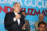 Gençlik ve Spor Bakanı Akif Çağatay Kılıç, Samsun Ondokuzmayıs Seçim Kordinasyon Merkezi Bürosu'nu ziyaret etti.