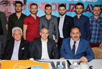Gençlik ve Spor Bakanı Akif Çağatay Kılıç, Samsun Ondokuzmayıs Seçim Kordinasyon Merkezi Bürosu'nu ziyaret etti.