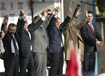 Başbakan Ahmet Davutoğlu ile Gençlik ve Spor Bakanı Akif Çağatay Kılıç, Ak Parti Tokat Mitingine katıldı.