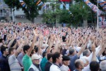 Başbakan Ahmet Davutoğlu ile Gençlik ve Spor Bakanı Akif Çağatay Kılıç, Ak Parti Amasya Mitingine katıldı.