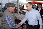 Gençlik ve Spor Bakanı Akif Çağatay Kılıç, Yakakentli hemşehrileri ile sohbet etti.