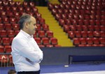 Gençlik ve Spor Bakanı Akif Çağatay Kılıç, Başbakan Ahmet Davutoğlu'nun Ankara Atatürk Spor Salonu'nda yapacağı Toplu Açılış Töreni öncesi çalışmaları inceledi.